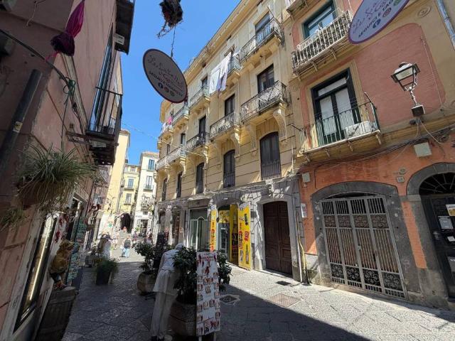 Appartamento in vendita a Salerno SA