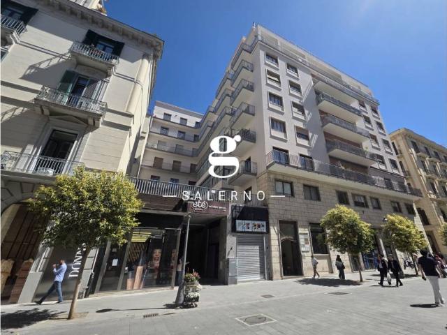 Appartamento in vendita a Salerno SA