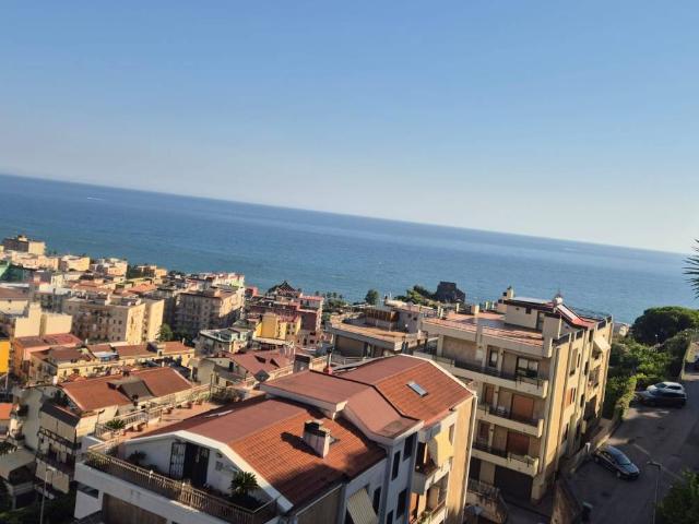 Appartamento in vendita a Salerno SA