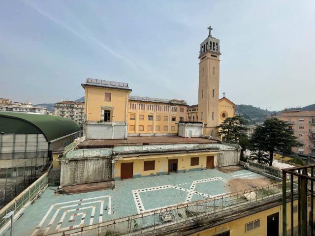 Appartamento in vendita a Salerno SA
