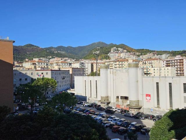 Appartamento in vendita a Salerno SA