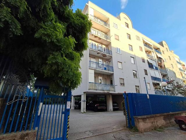 Appartamento in vendita a Salerno SA