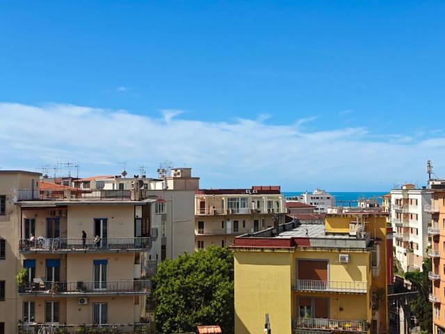 Appartamento in vendita a Salerno SA
