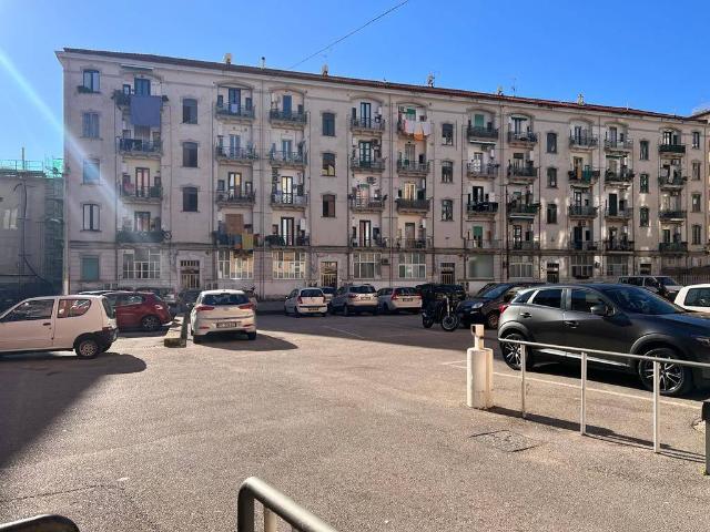 Appartamento in vendita a Salerno SA