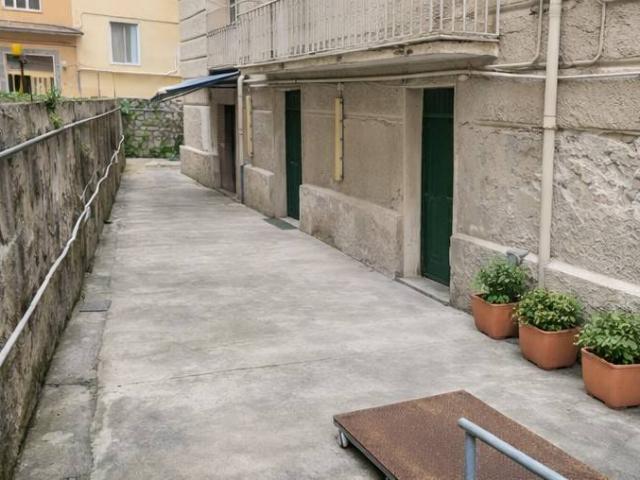 Appartamento in vendita a Salerno SA