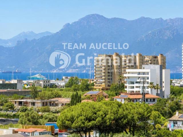 Appartamento in vendita a Salerno SA