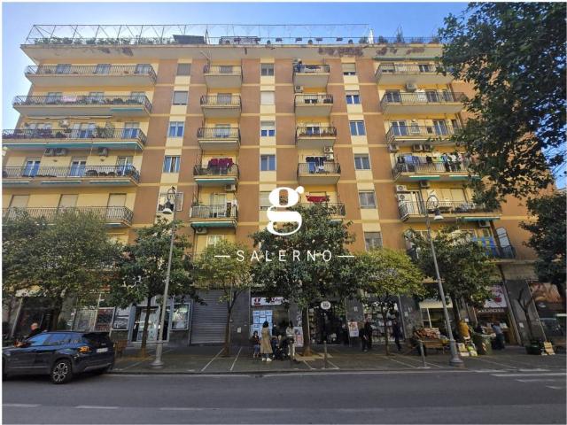 Appartamento in vendita a Salerno SA