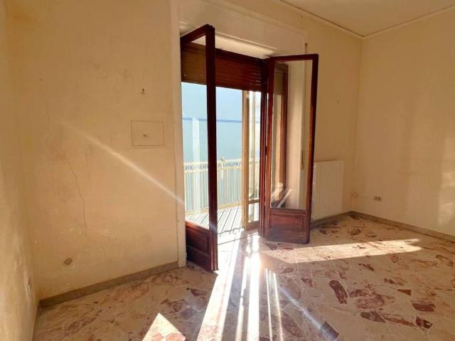 Appartamento in vendita a Salerno SA