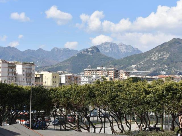 Appartamento in vendita a Salerno SA