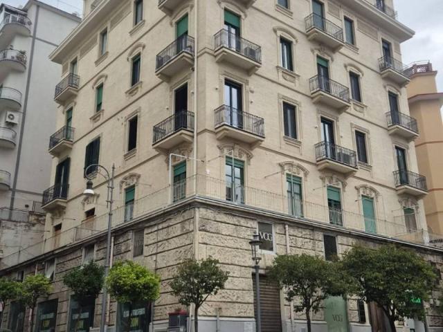 Appartamento in vendita a Salerno SA
