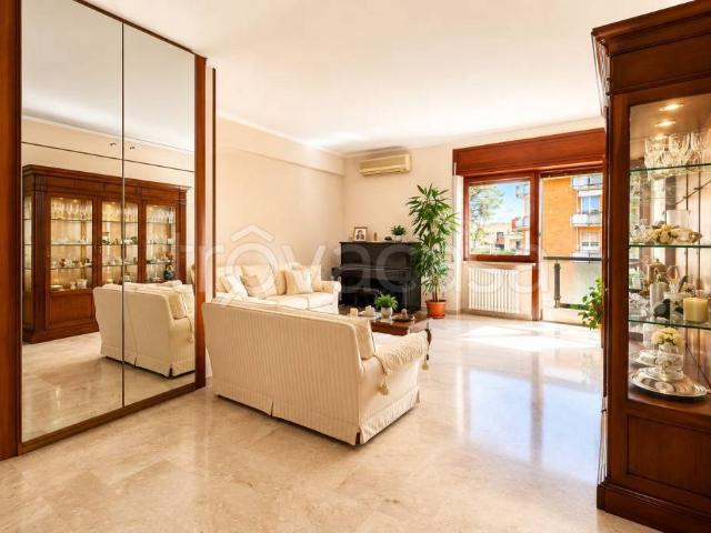 Appartamento in vendita a Salerno, Pastena Pastena Alta