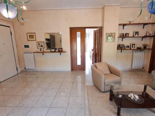 Appartamento in vendita a Salerno via Raffaele Cantarella 9