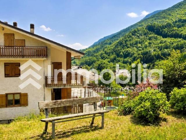 Appartamento in vendita a Sampeyre CN