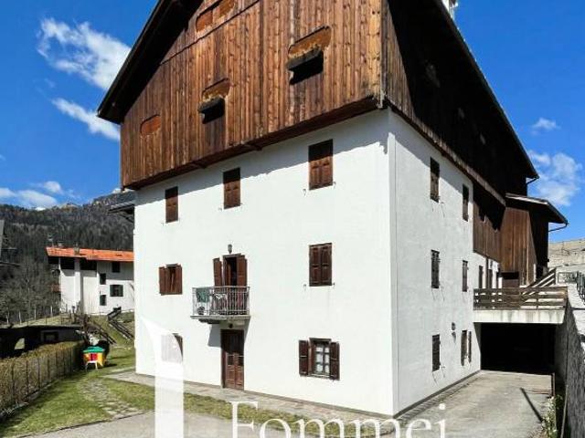 Appartamento in vendita a San Vito di Cadore via Costa