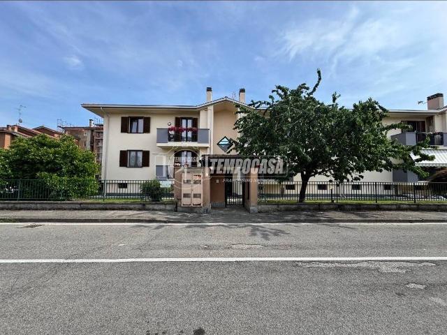 Appartamento in vendita a San Zenone Al Lambro