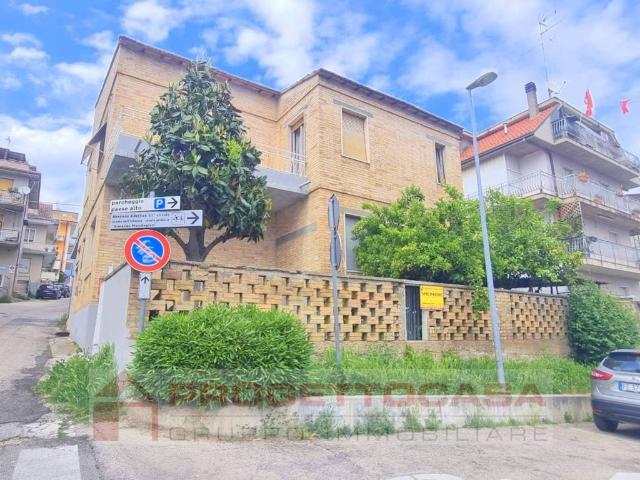 Appartamento in vendita a San Benedetto del Tronto AP