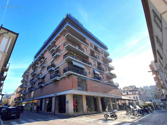 Appartamento in vendita a San Benedetto del Tronto AP