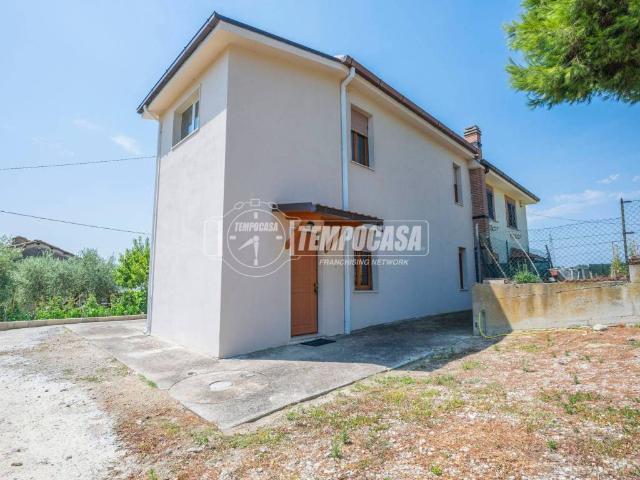 Casa indipendente in vendita a San Benedetto del Tronto AP