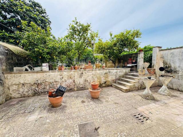 Appartamento in vendita a San Cesario di Lecce via Regina Elena, 16