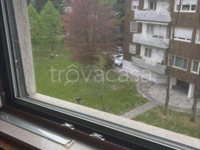 Appartamento in vendita a San Donato Milanese via Enrico Mattei, 22