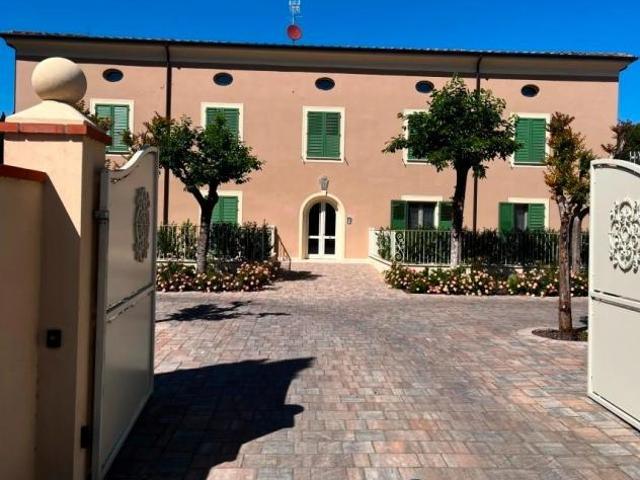 Appartamento in vendita a San Frediano a Settimo Cascina 240 mq Rif: 1409896