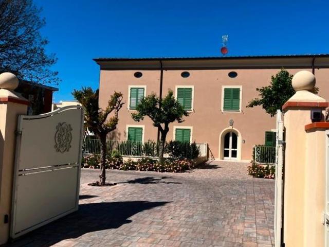 Appartamento in vendita a San Frediano a Settimo Cascina 260 mq Rif: 1409908