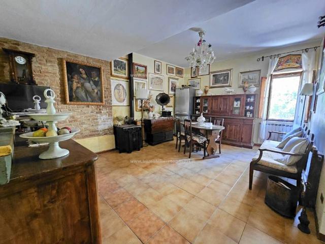 Appartamento in vendita a San Gimignano SI