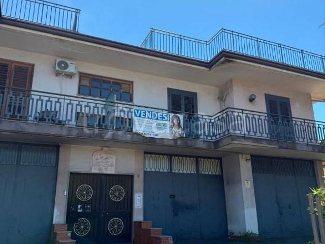 Appartamento in vendita a San Giovanni la Punta via Puglia