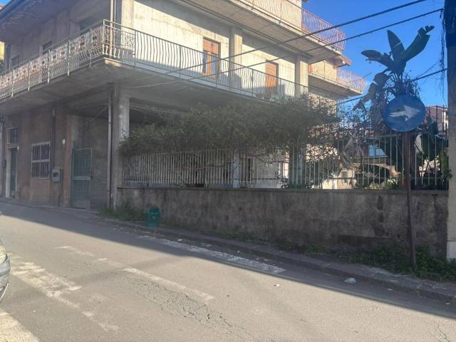 Appartamento in vendita a San Giovanni la Punta CT