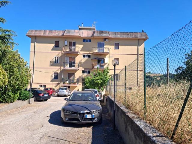 Appartamento in vendita a San Giacomo degli Schiavoni CB