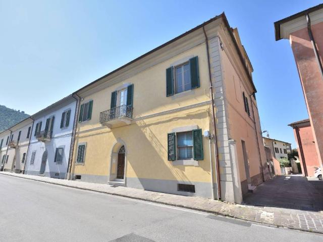 Appartamento in vendita a San Giuliano Terme PI