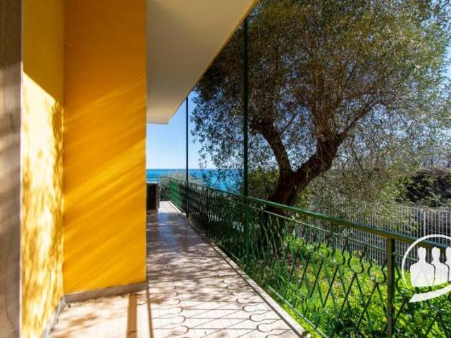 Appartamento in vendita a San Lorenzo al Mare