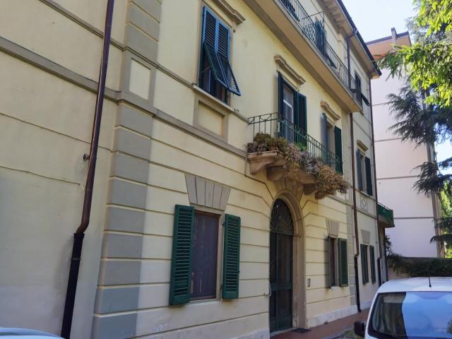 Appartamento in vendita a San Michele Pisa in Buono composto da 5vani