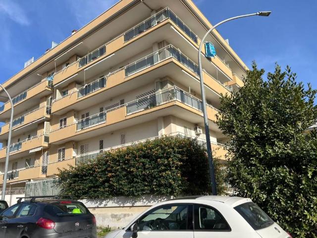 Appartamento in vendita a Caserta CE