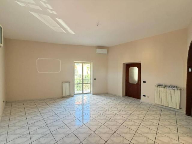 Appartamento in vendita a San Prisco CE