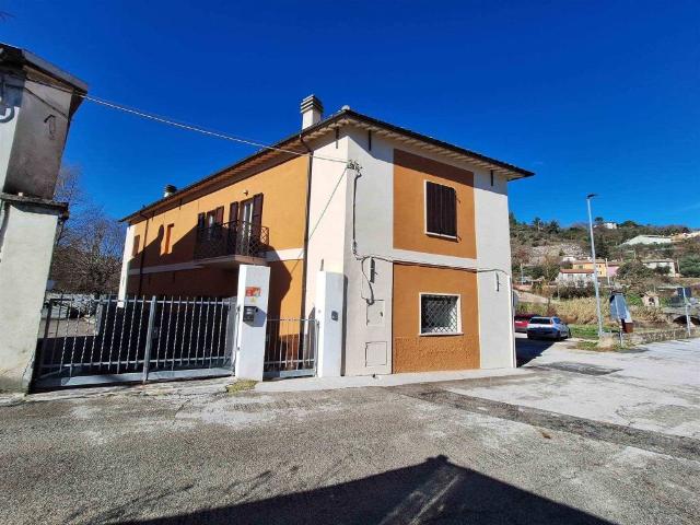 Appartamento in vendita a San Severino Marche MC
