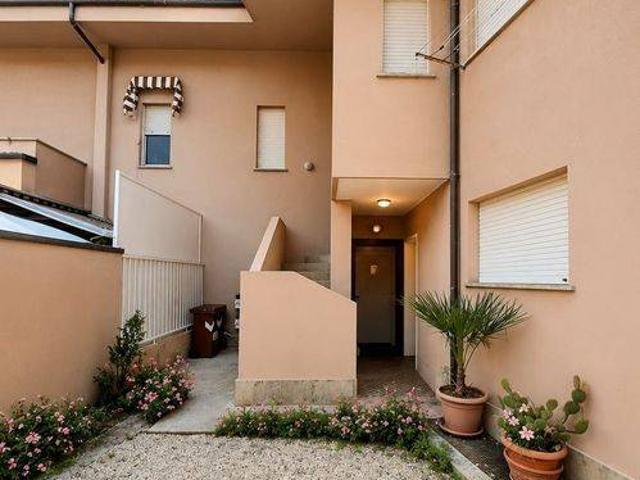 Appartamento in vendita a Sannazzaro de' Burgondi PV