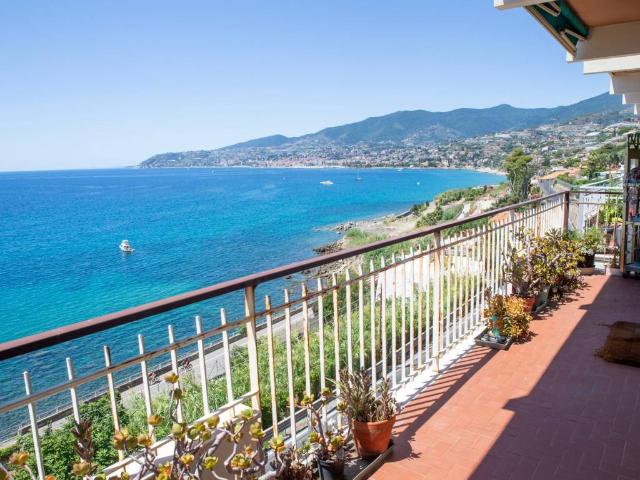 Appartamento in vendita a Sanremo IM