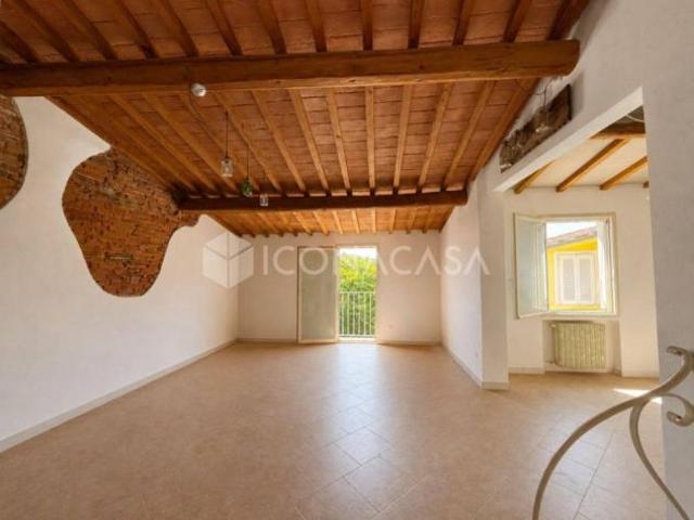 Appartamento in vendita a Santa Maria a Monte 80 mq Rif: 1421398
