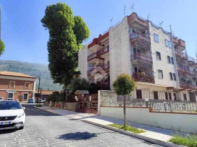 Appartamento in vendita a Santa Maria a Vico CE
