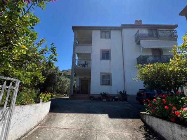 Appartamento in vendita a Santa Maria del Cedro CS