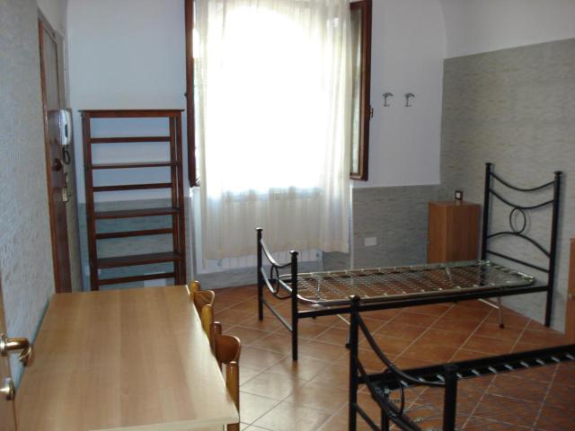 Appartamento in vendita a Santa Maria Pisa in Ristrutturato composto da 4vani