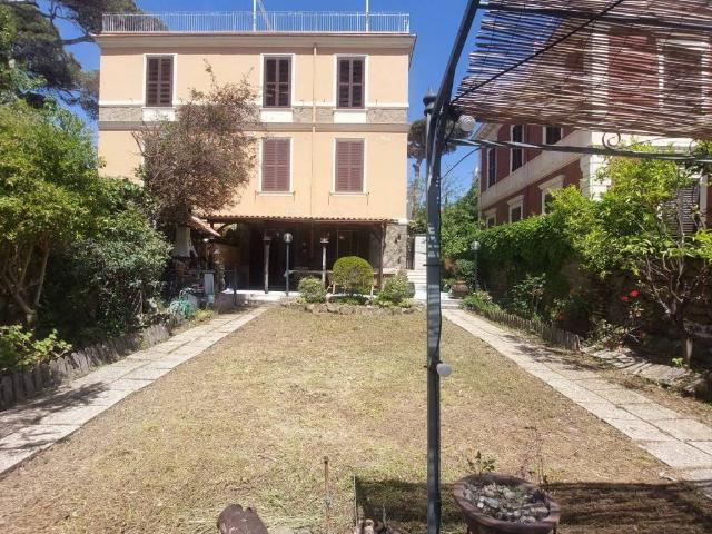 Appartamento in vendita a Santa Marinella RM