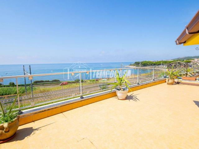 Appartamento in vendita a Santa Marinella RM