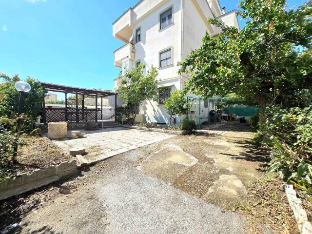 Appartamento in vendita a Santa Marinella RM