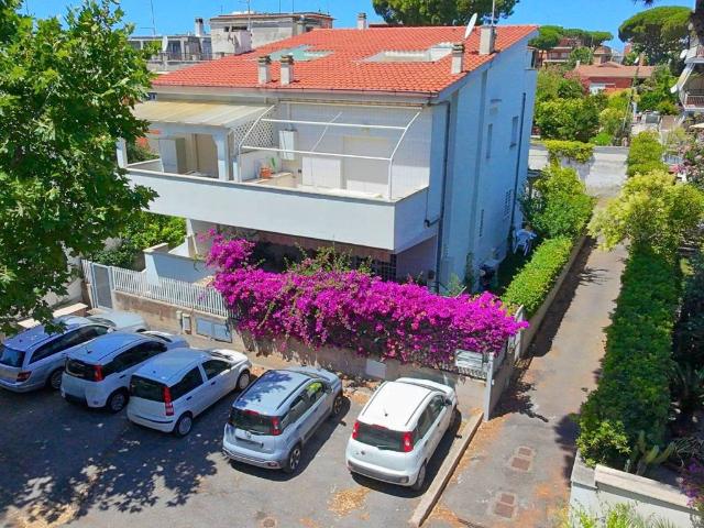 Appartamento in vendita a Santa Marinella RM