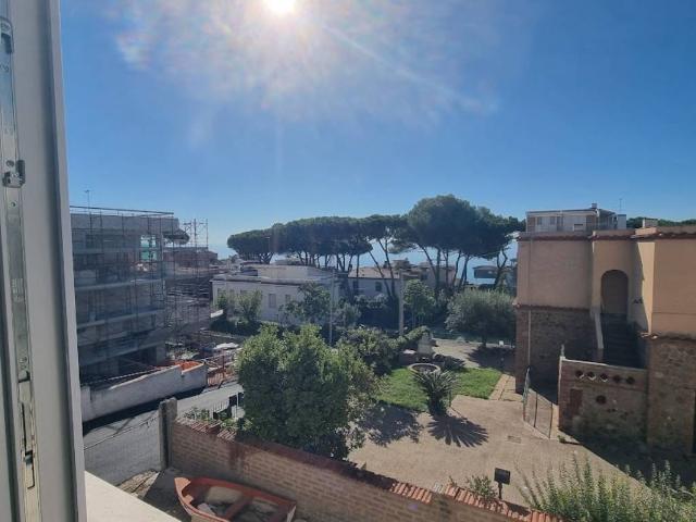 Appartamento in vendita a Santa Marinella RM