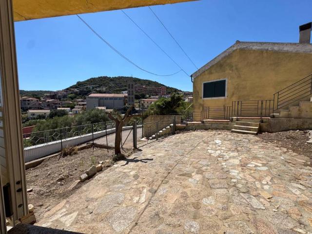Appartamento in vendita a Santa Teresa Gallura OT