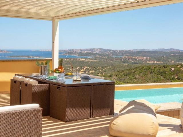 Appartamento in vendita a Santa Teresa Gallura OT