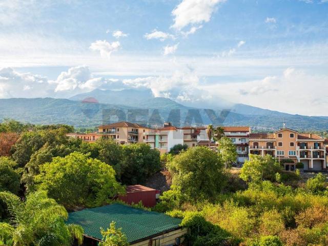 Appartamento in vendita a Santa Venerina CT